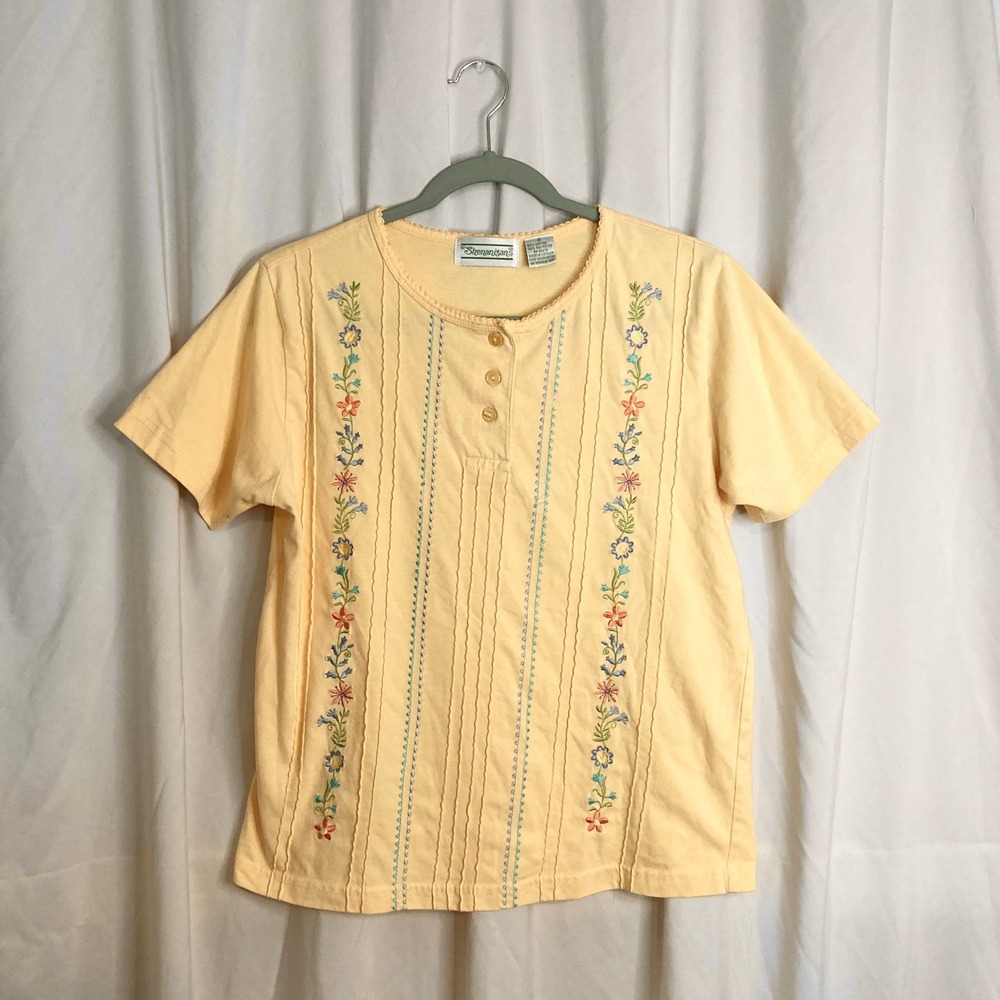 VTG 90s Yellow Floral Embroidered Pintuck Henley Top S Cottagecore Grandmacore